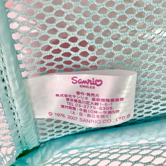 Hello Kitty Train Case - Picture 4 of 4